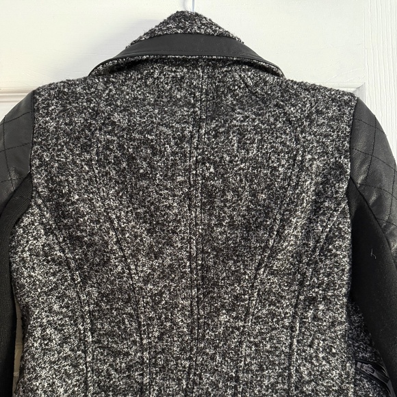 BCBG Maxazria Black/White/ Gray Tweed Quilted Leather combo jacket /coat XXS - Picture 9 of 14